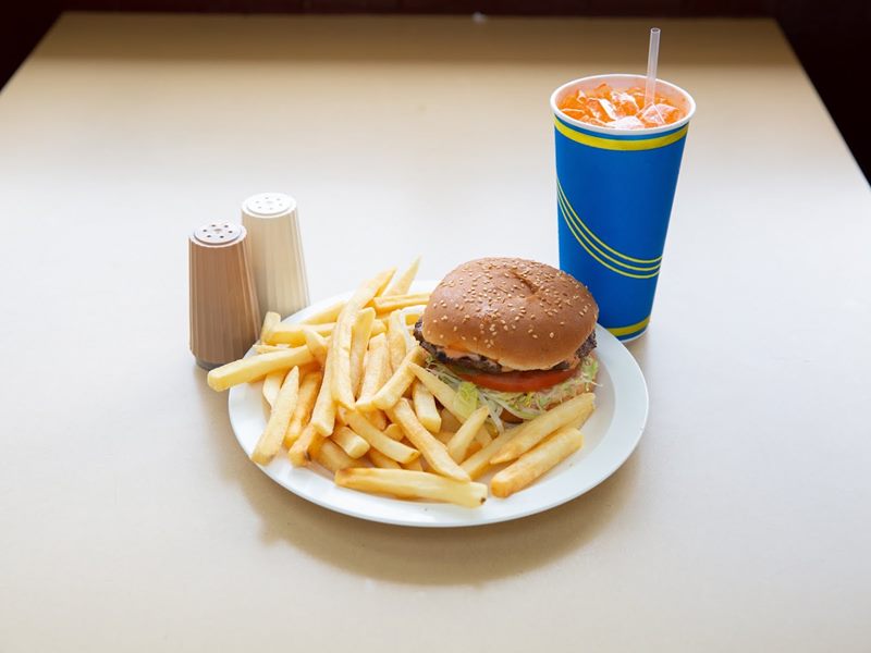 Y' Not Burgers food
